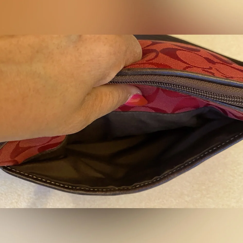 COACH Cherry Red Signature Swing Pleated Adjustable Crossbody/Shoulder Bag, EUC - Picture 16 of 16